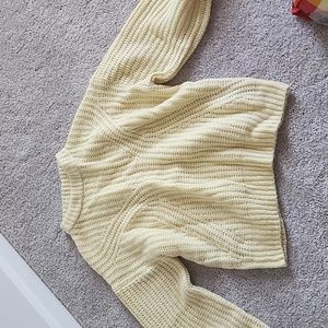 Light yellow sweater